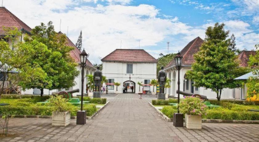 Oyo 347 Bayang Brothers Guest House Maguwo Eksteriør billede