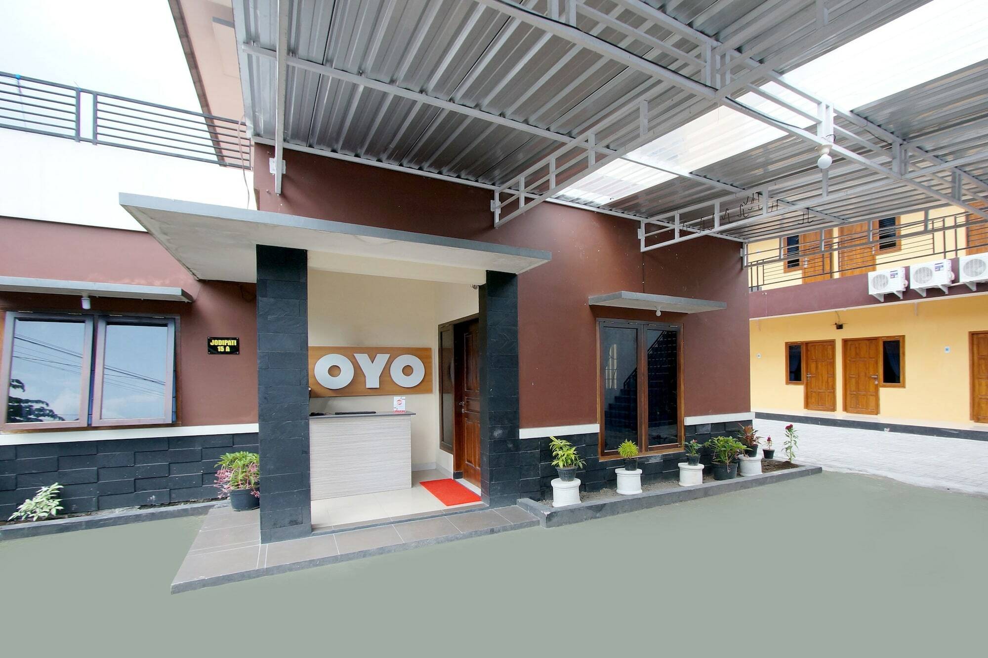 Oyo 347 Bayang Brothers Guest House Maguwo Eksteriør billede